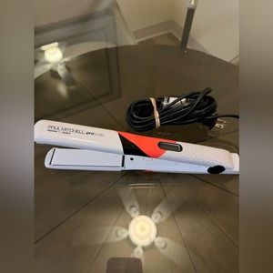 Paul Mitchell Pro Tool Electric Express Ion Smooth+ Flat Iron